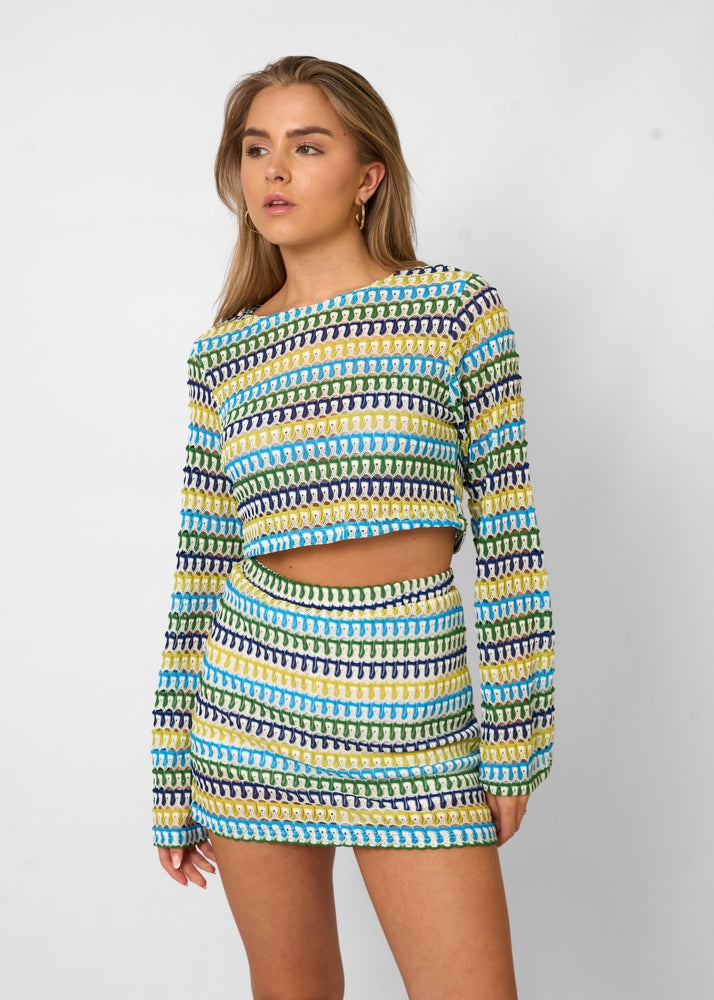Giada – Yhdistelmä Crop Top ja Minihame