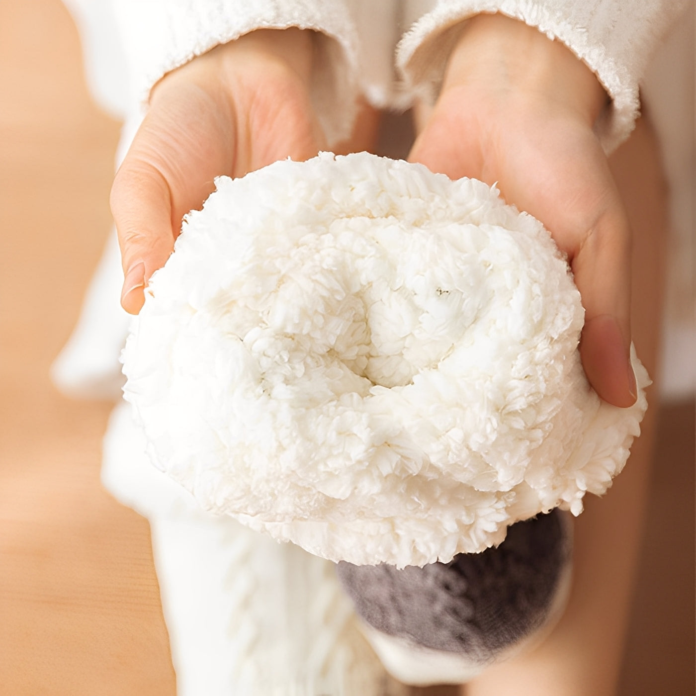 Danika - Tyylikkäät neulotut pehmovillasukat sydänkuviolla naisille