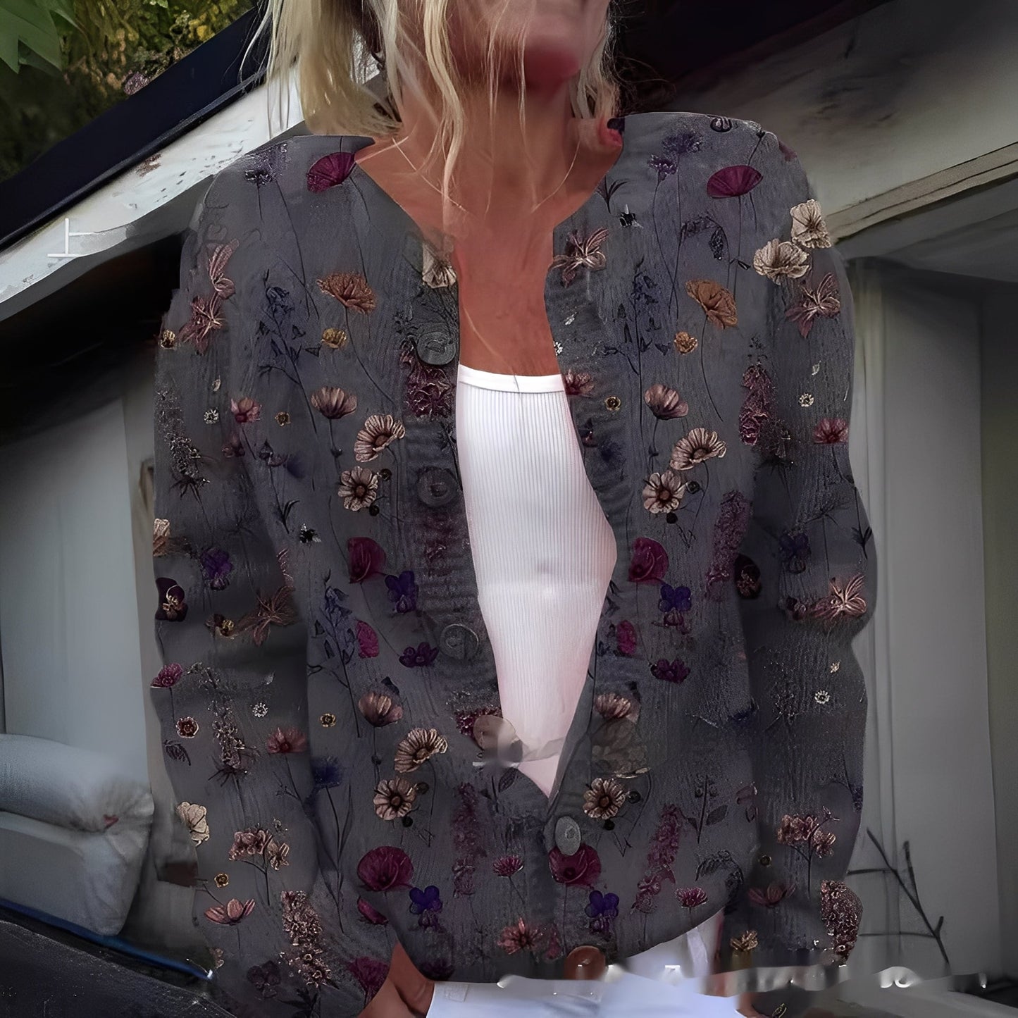 Wilda - Tyylikäs, lämmin neuletakki kukkakuviolla naisille