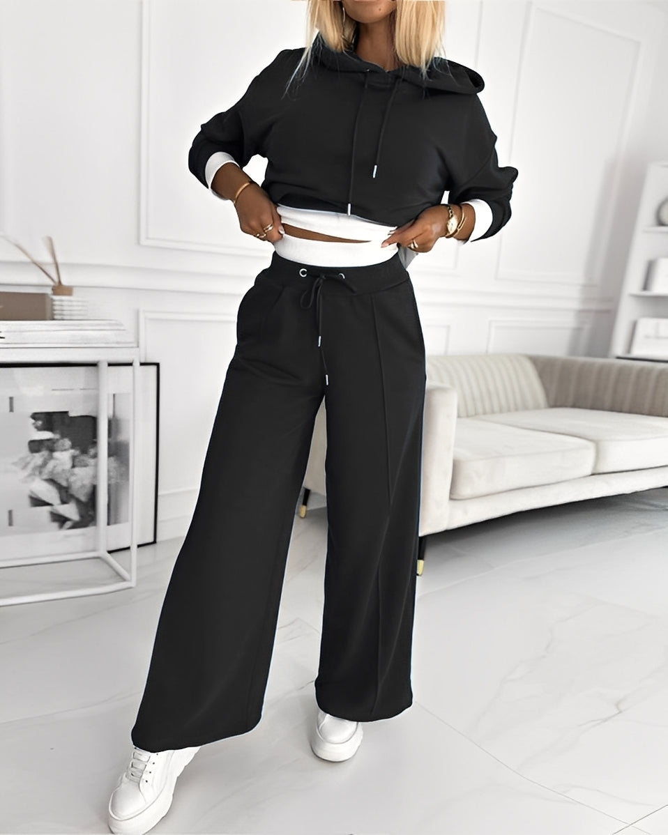 Paulina - Tyylikäs verryttelypuku hupparilla naisille