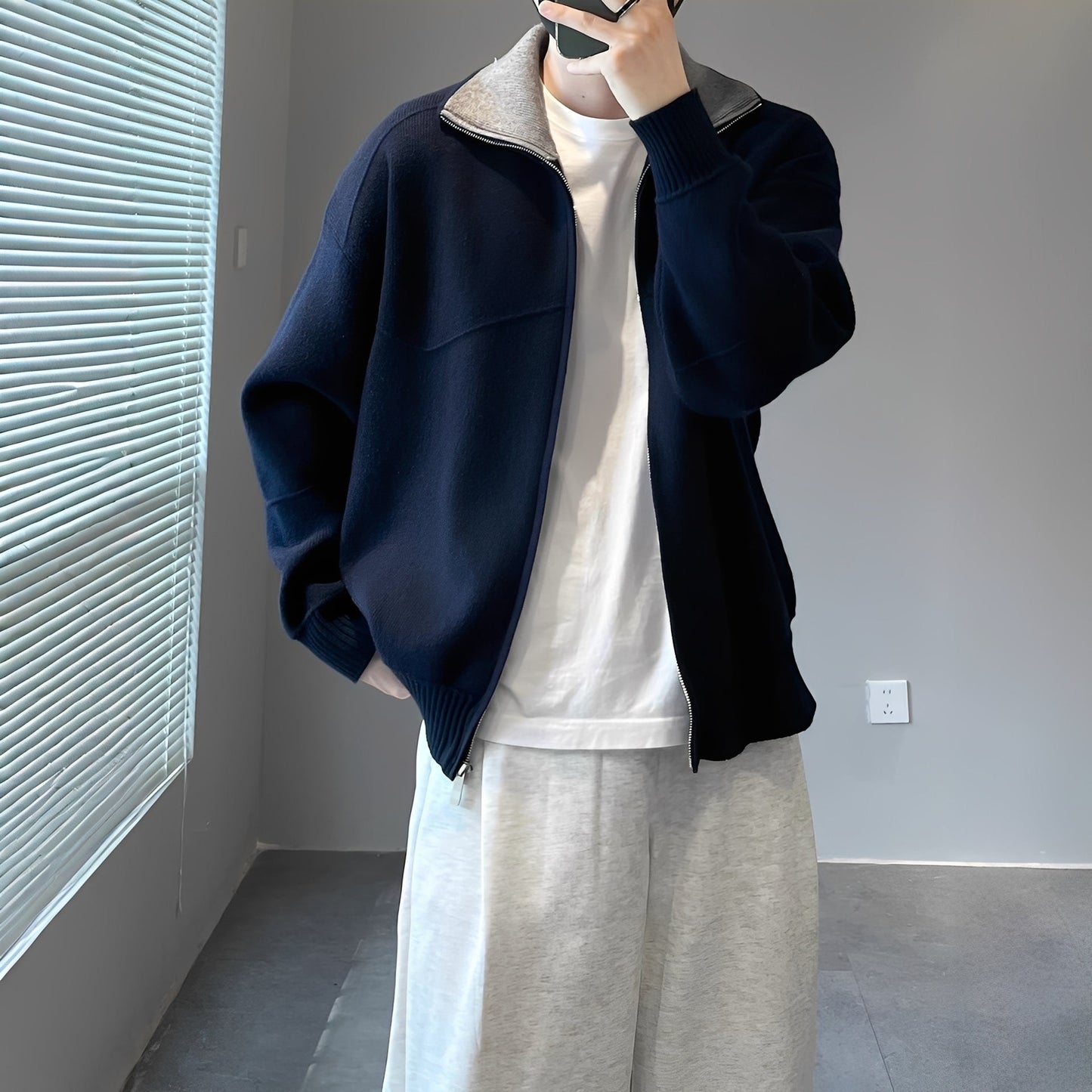 Henry - Muodikas, vapaasti neulottu villatakki miehille