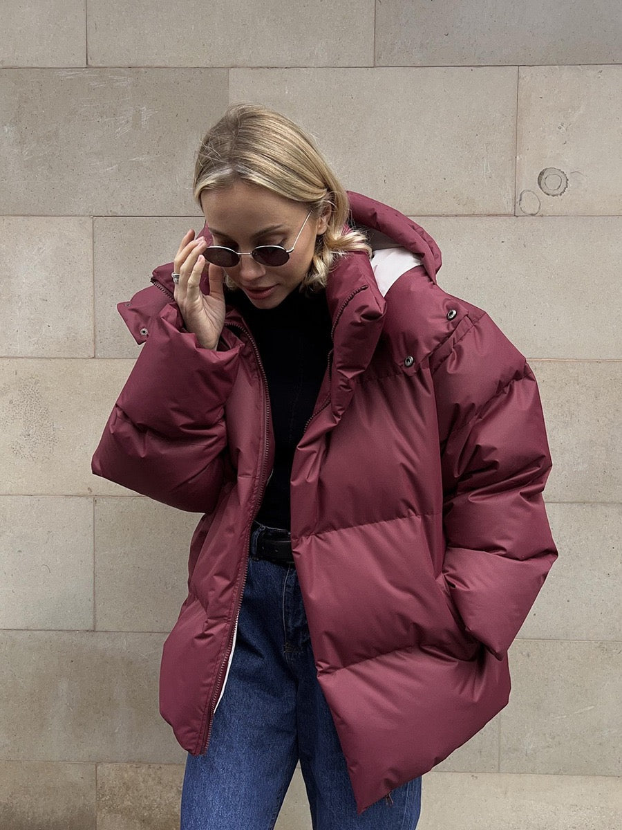 Natalia – Toppatakki hupulla