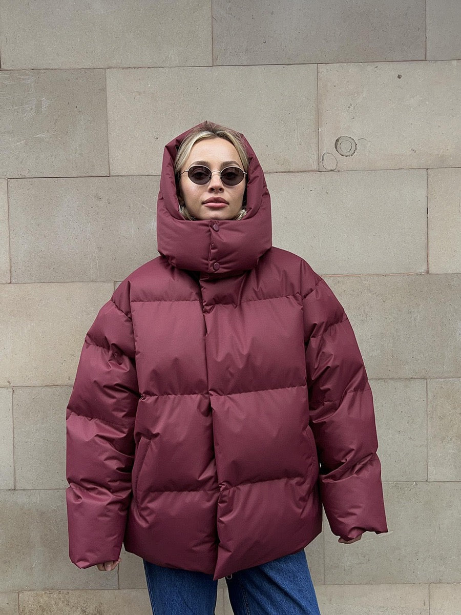 Natalia – Toppatakki hupulla