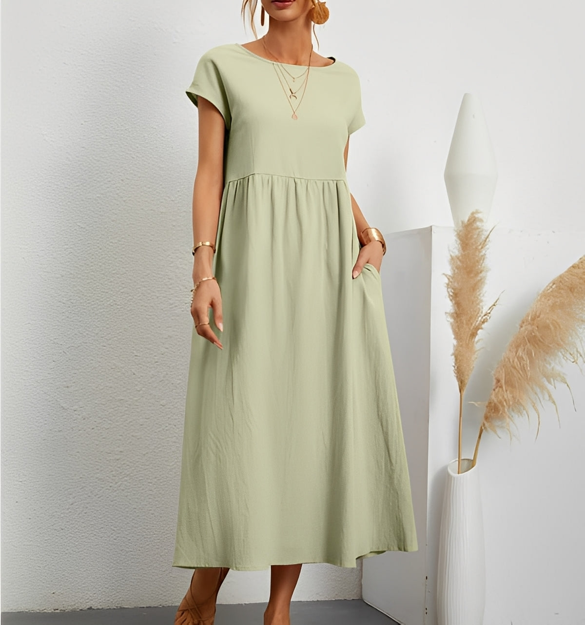 Caroline – Tyylikäs mekko