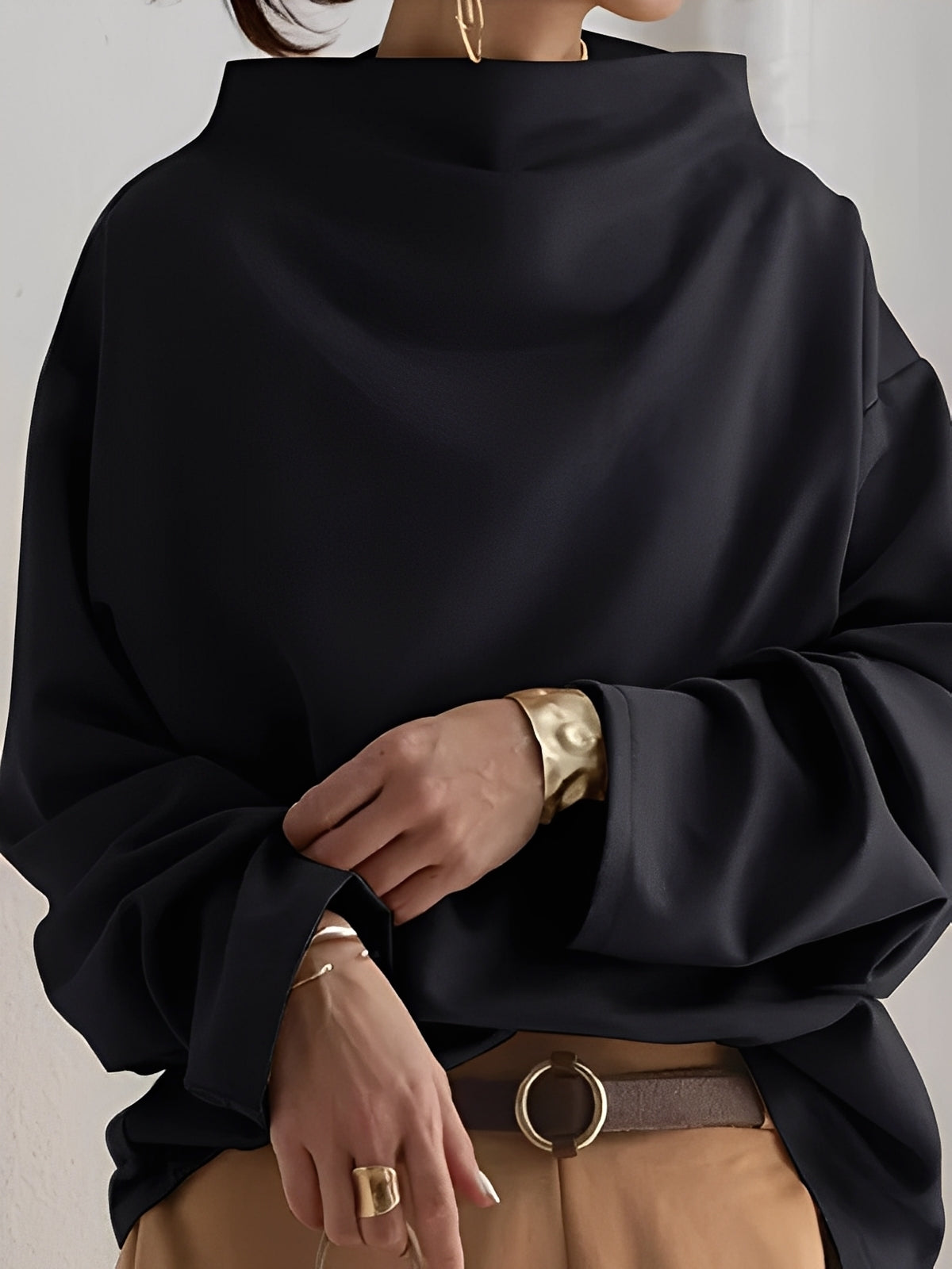 Bethney - Moderna, vapaasti istuva villapaita naisille