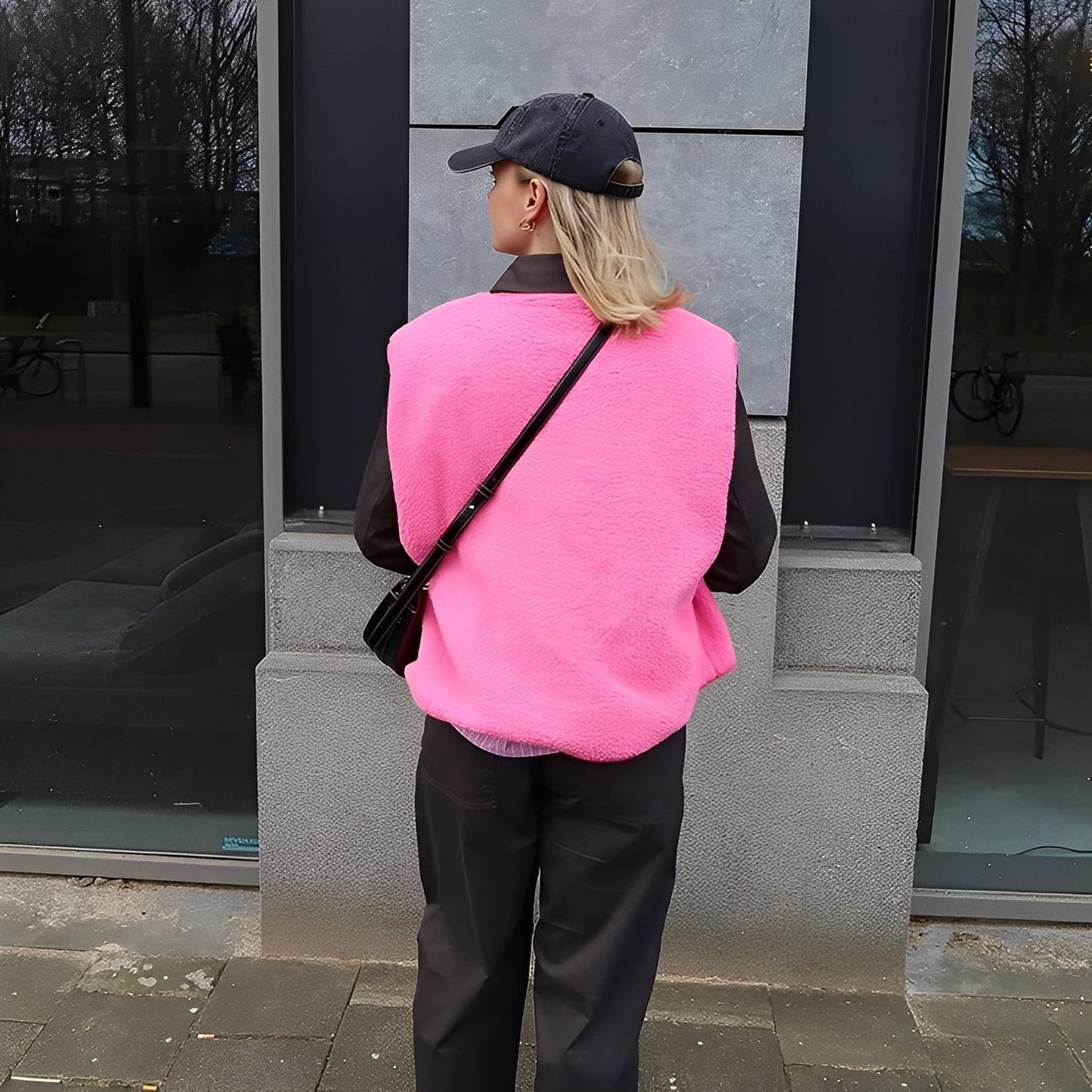Vanessa - Rento fleece-liivi naisille