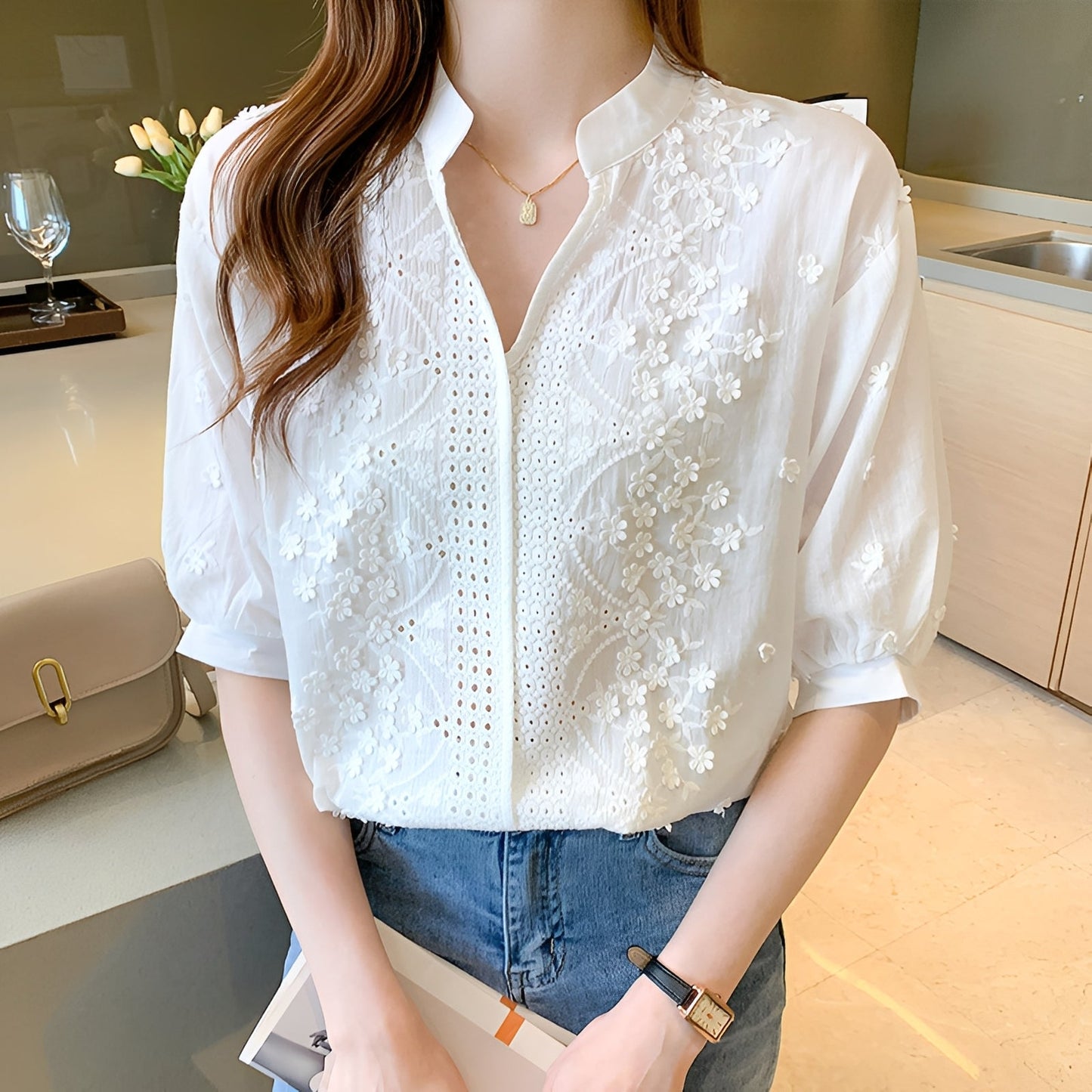 Abbigaille - Tyylikäs ja hienostunut paita naisille