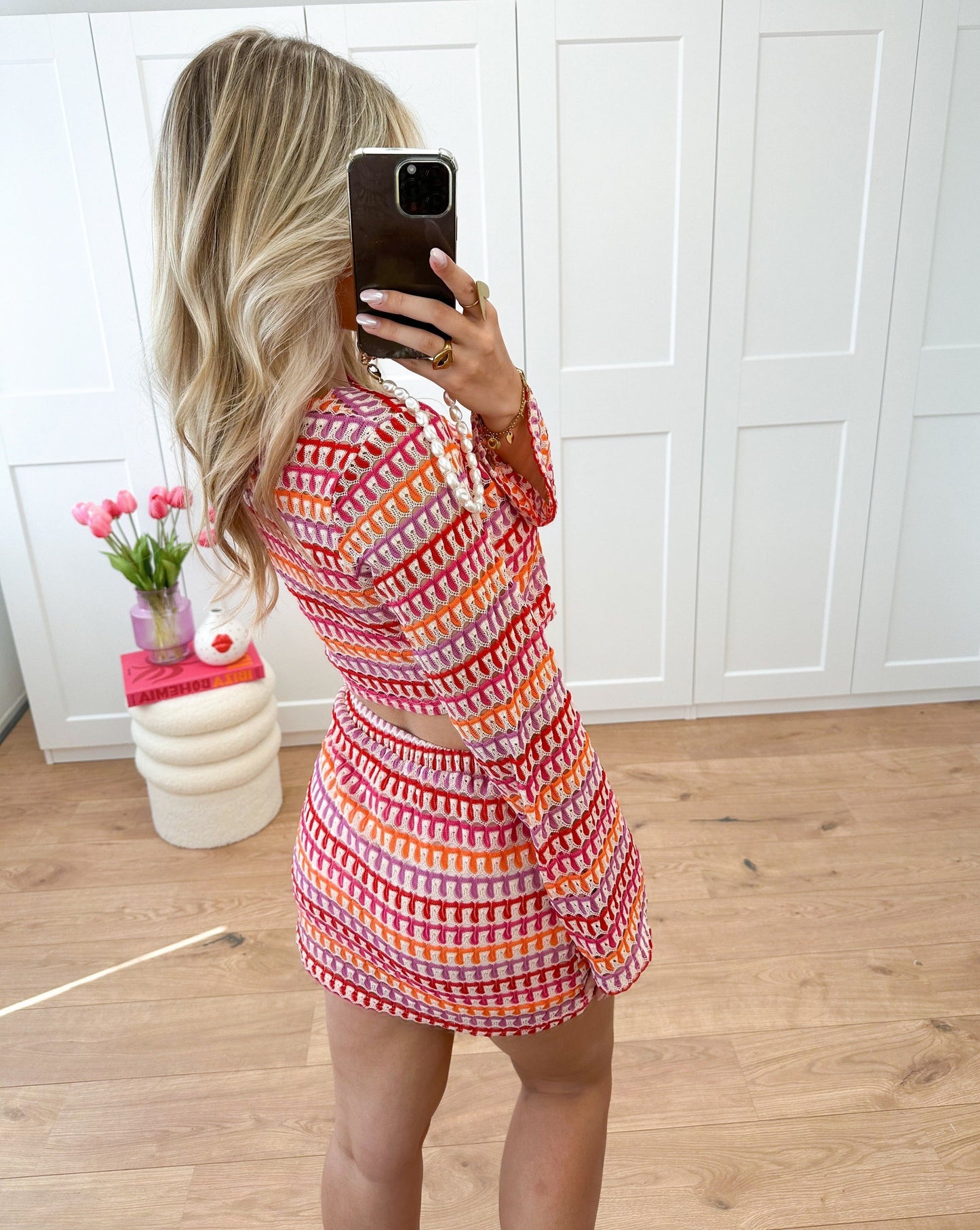 Giada – Yhdistelmä Crop Top ja Minihame