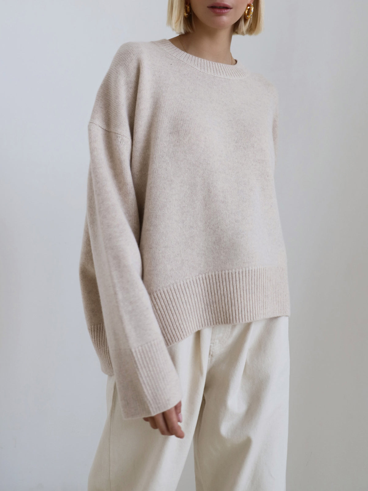 Amara – Yliiso Pullover „Sokeripilvi“