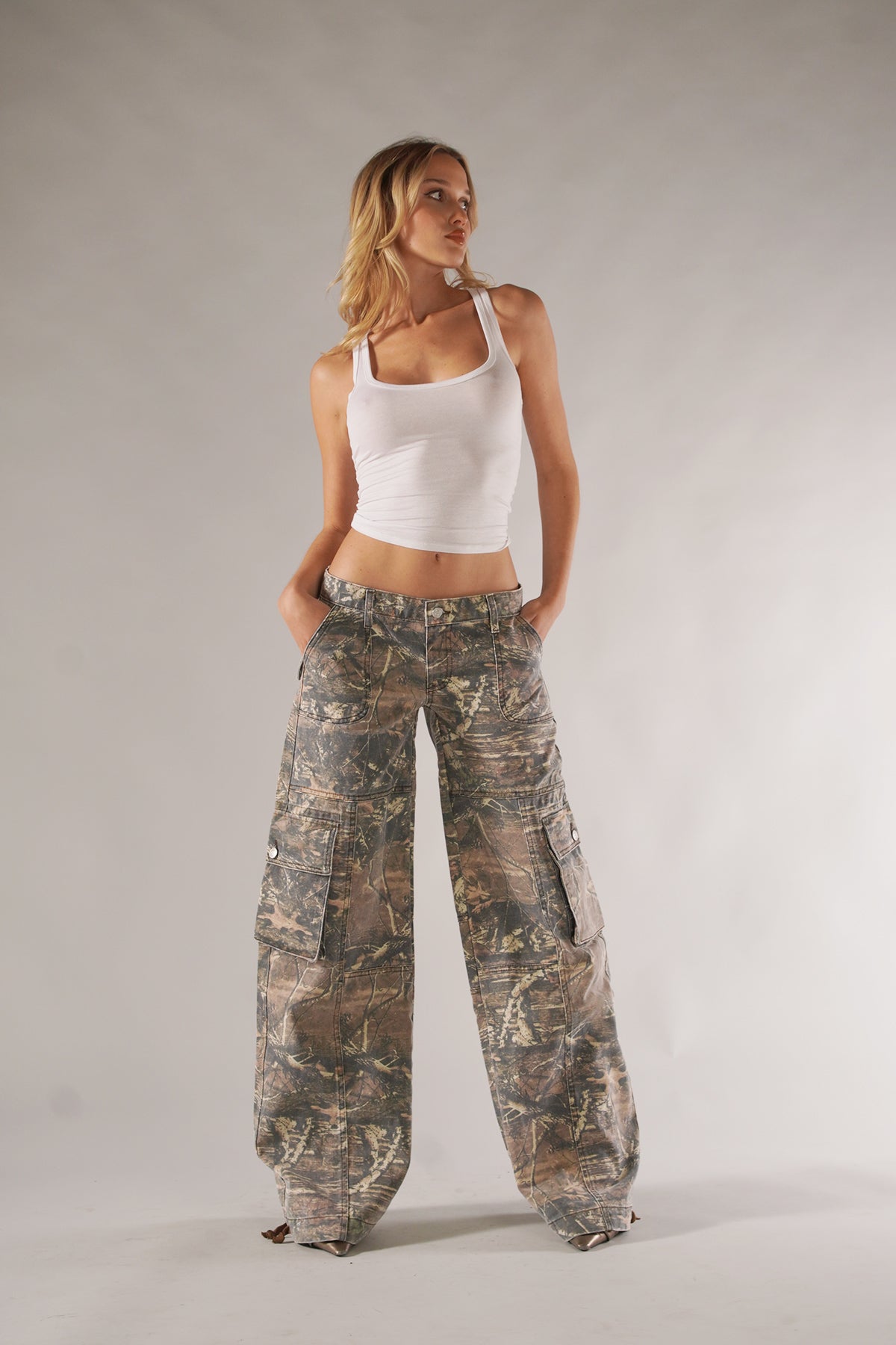 Odette – Unisex-cargohousut maastokuvio