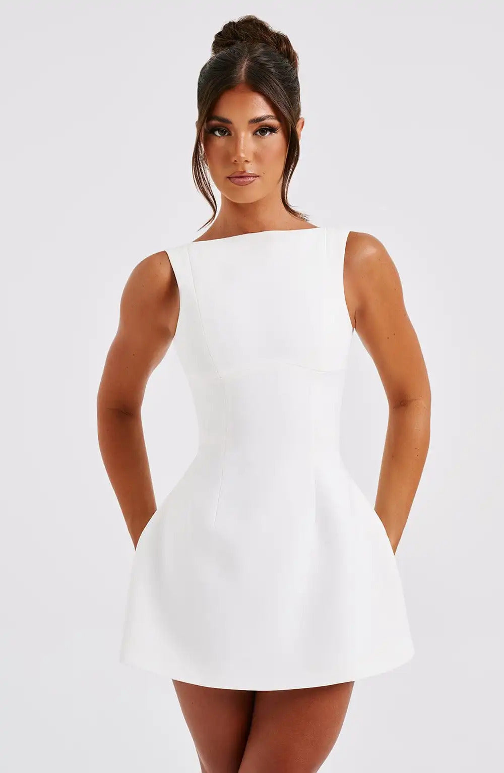 Arlette – Minimekko A-linja