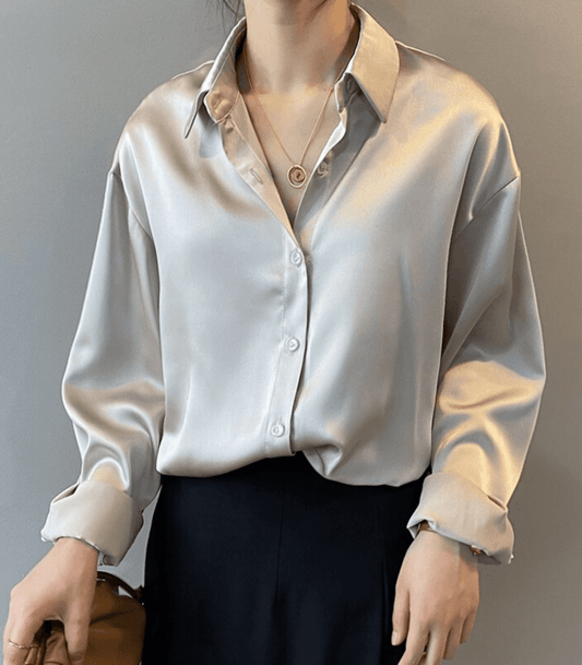 Magnolia – Satiinipusero nappien kanssa