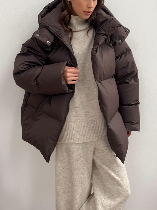 Natalia – Toppatakki hupulla