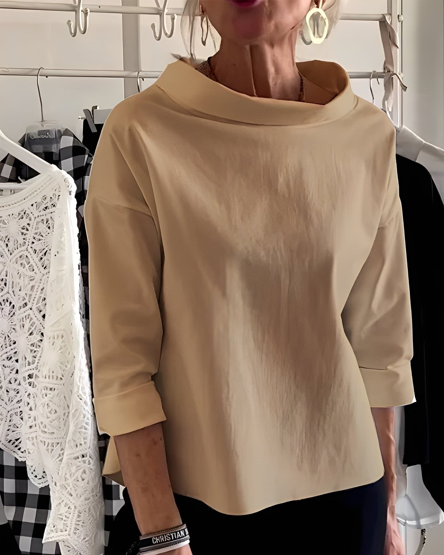 Bernadine - Tyylikäs, kevyt neulepusero naisille