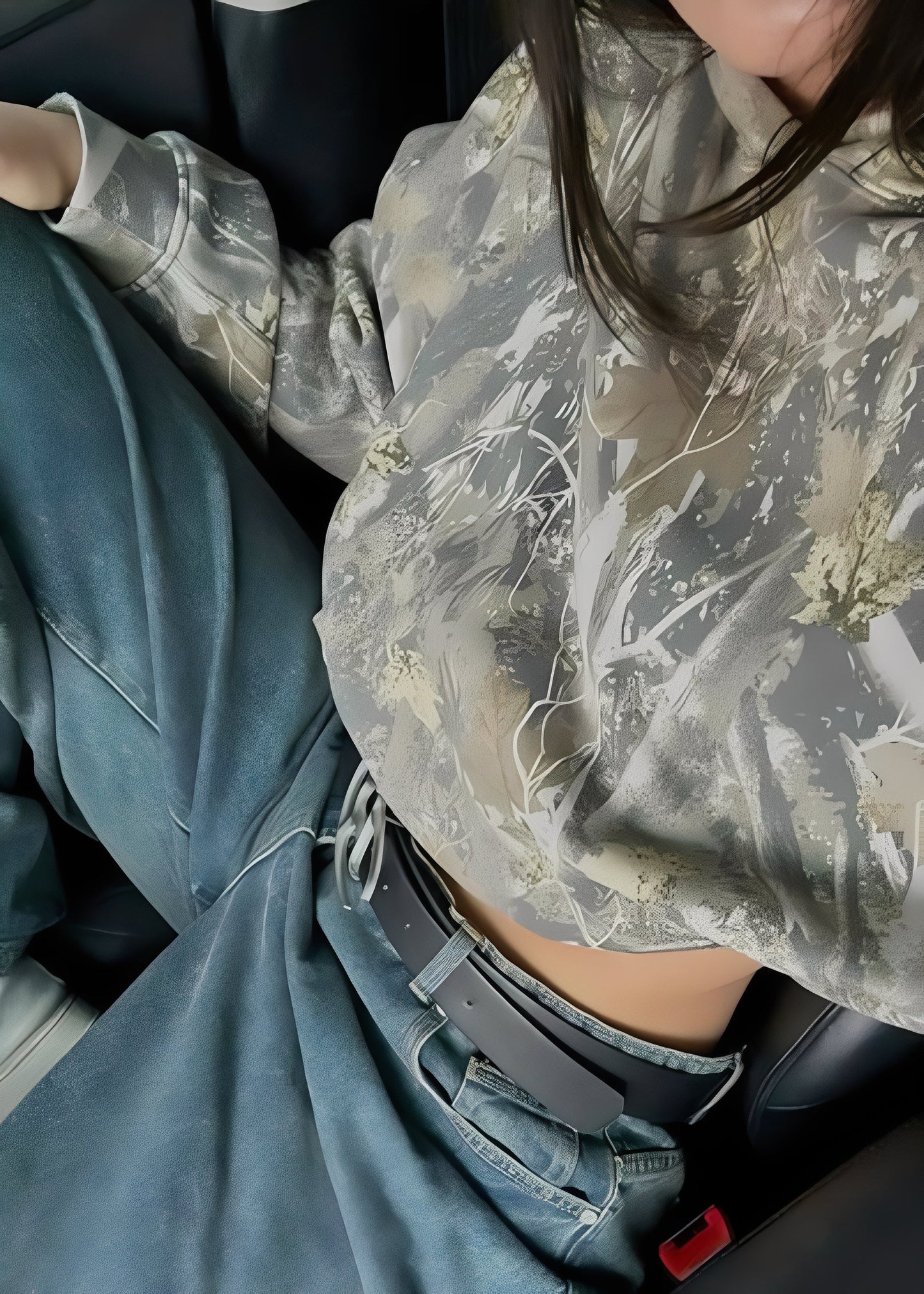 Rosanne - Tyylikäs huppari painatuksella naisille