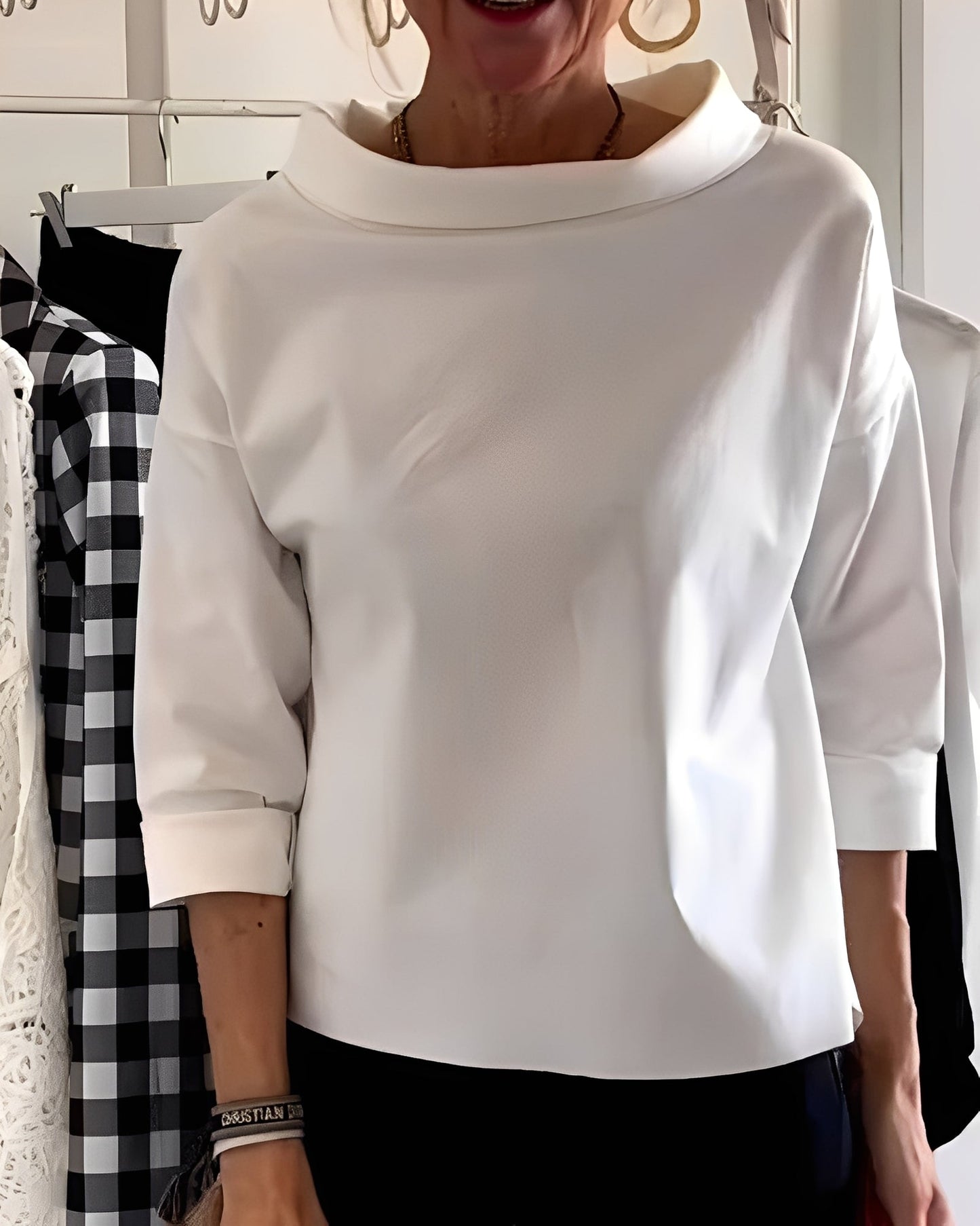 Bernadine - Tyylikäs, kevyt neulepusero naisille