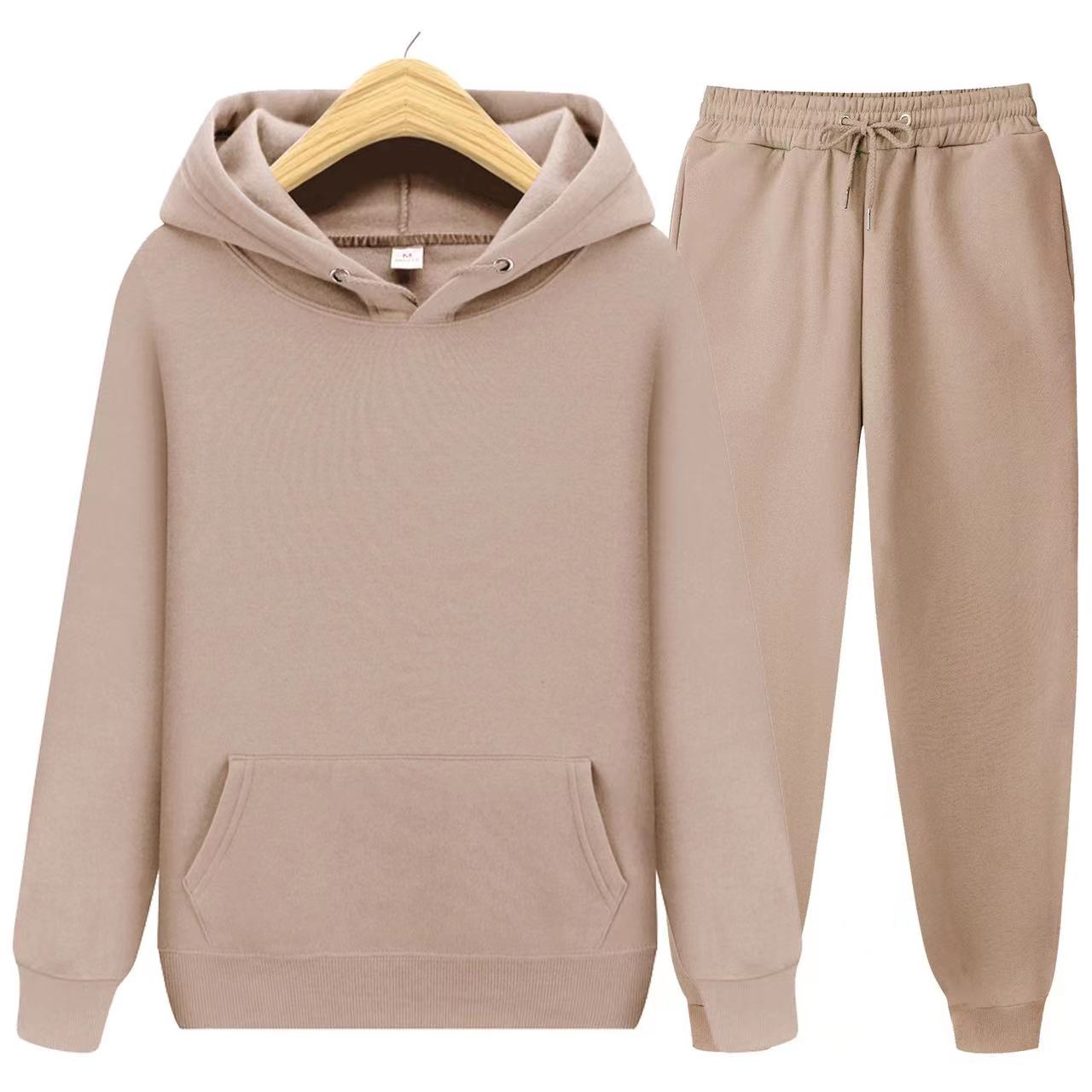 Robin – Unisex Huppari & Verryttelyhousut Setti