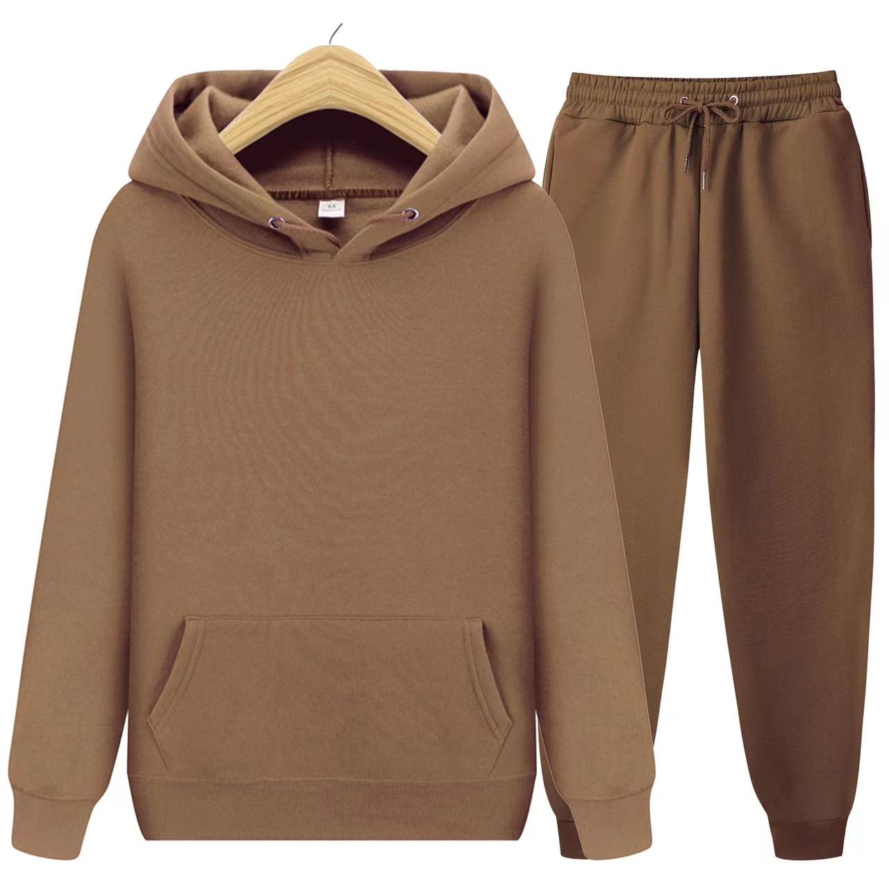 Robin – Unisex Huppari & Verryttelyhousut Setti