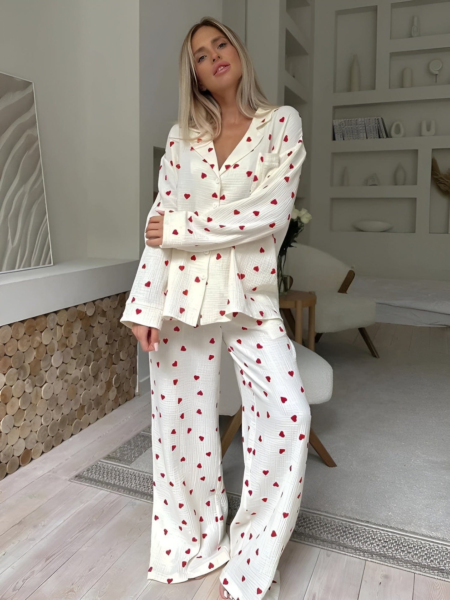 Lola – Tyylikäs pyjama sydänkuviolla
