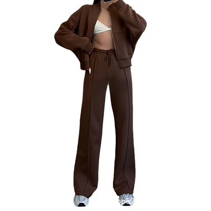 Nina - Moderni kaksiosainen lounge-setti naisille