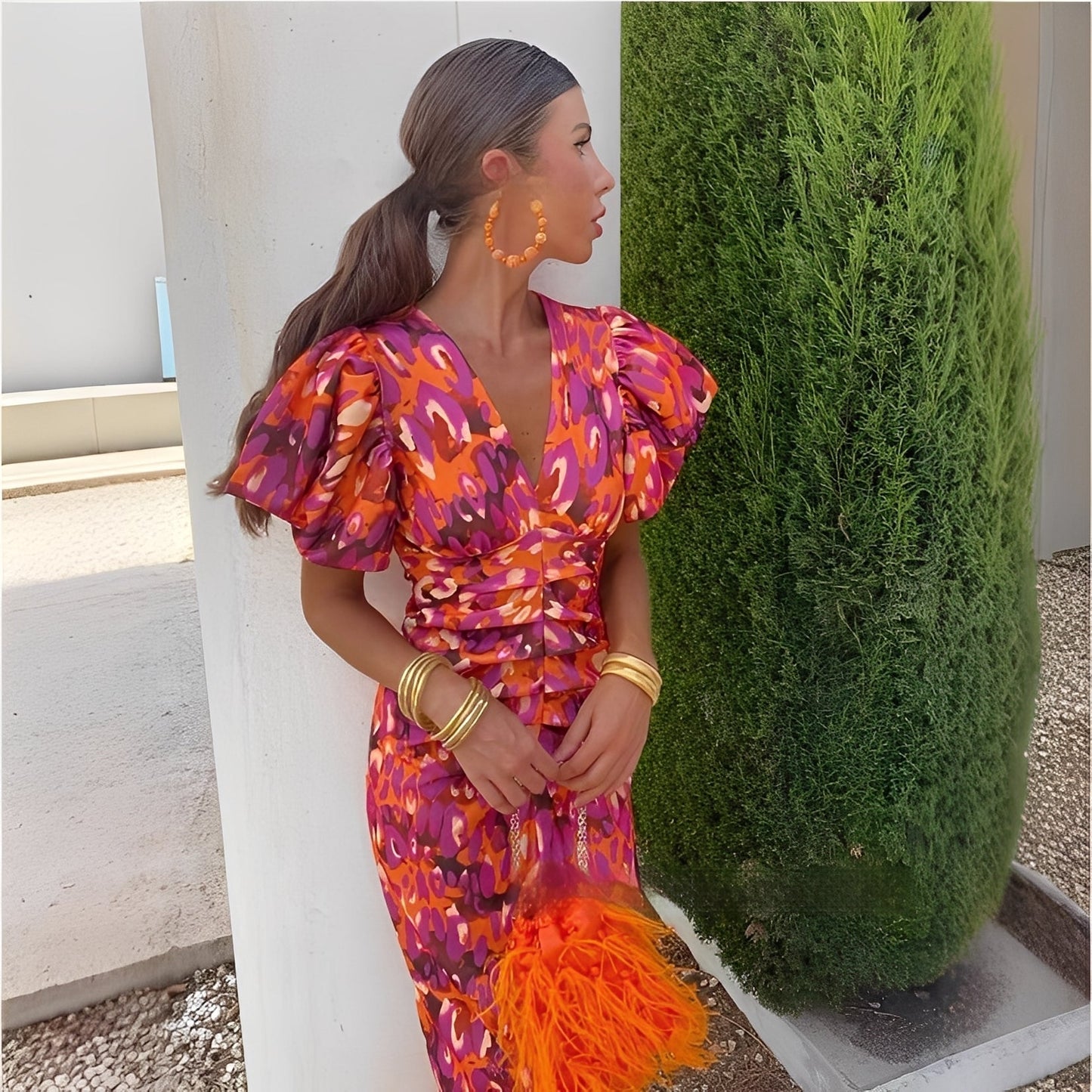 Gaëlle - Värikäs mekko pliseeratuilla hihoilla naisille