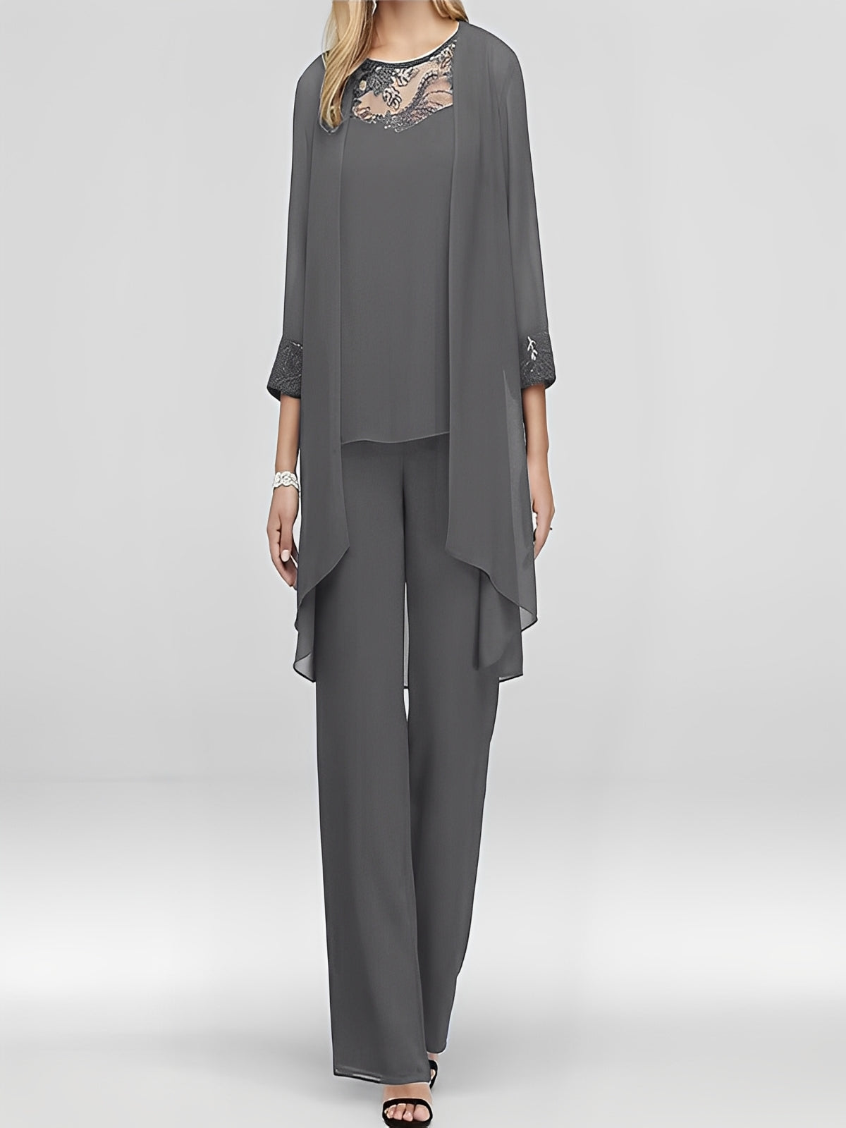 Nathalie - Tyylikäs kolmen osan asukokonaisuus naisille