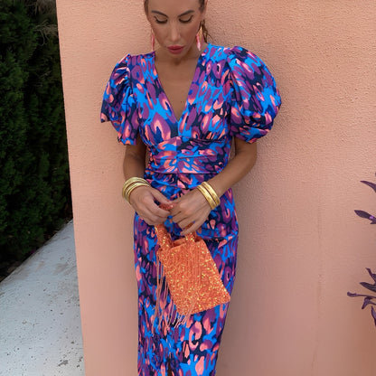 Gaëlle - Värikäs mekko pliseeratuilla hihoilla naisille