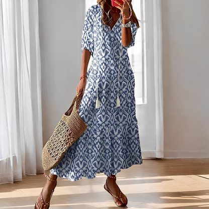 Alica - Rento V-kauluksinen vapaa-ajan mekko naisille