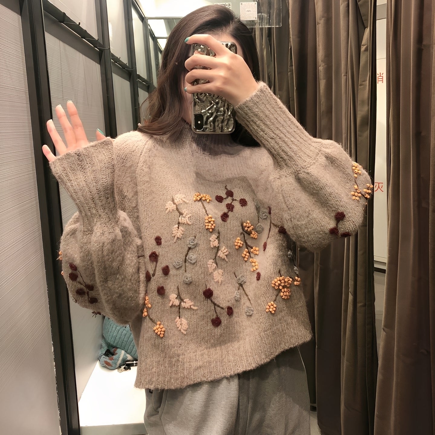 Delicia - Tyylikäs neulepusero naisille