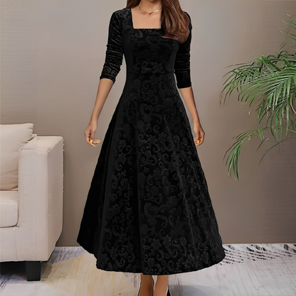 Malvina - Tyylikäs neliökauluksinen mekko naisille