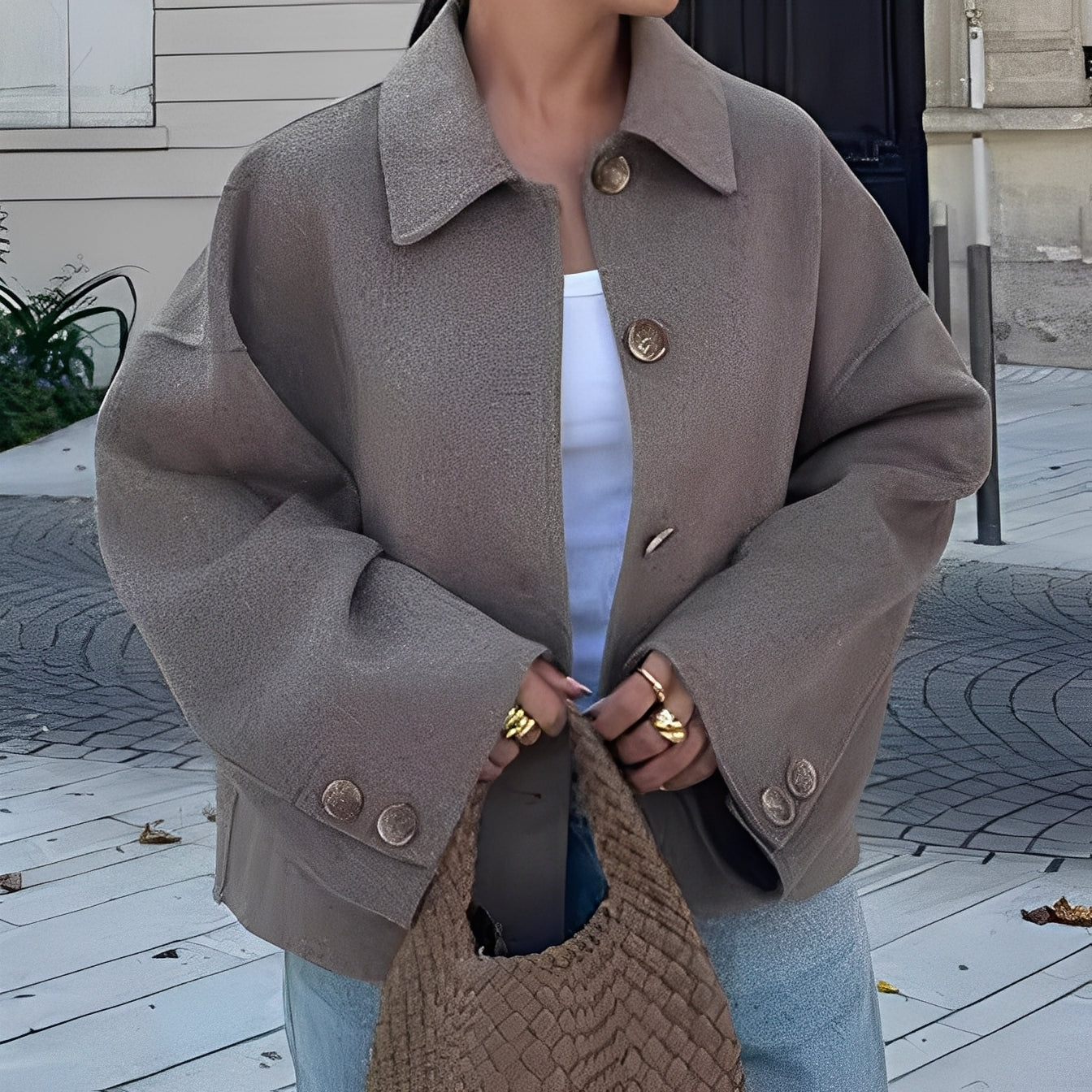 Patricia - Tyylikäs takki rennolla kauluskäänteellä naisille