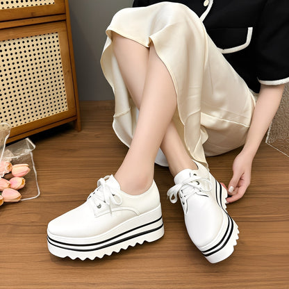 Joanne - Muodikkaat korokepohjaiset lenkkarit paksulla pohjalla naisille