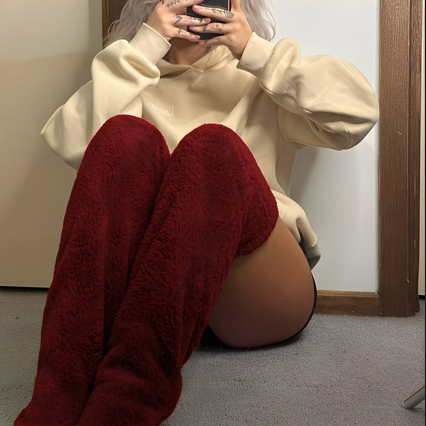 Camellia - Lämpimät, polvenylittävät talvisukat naisille