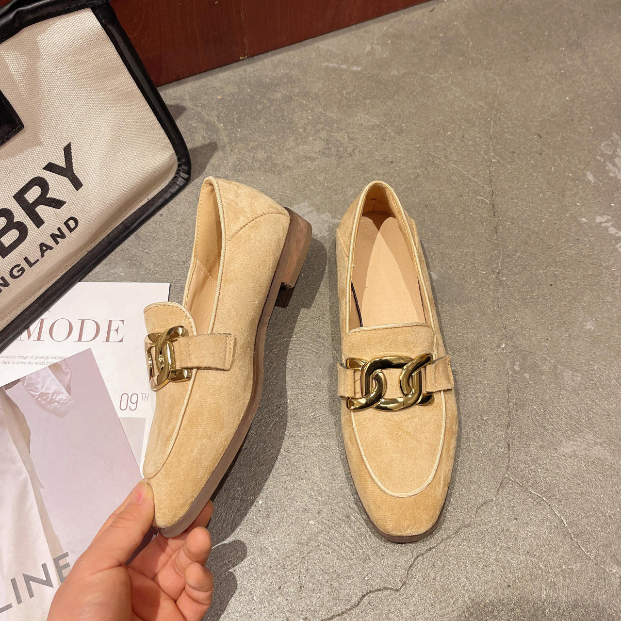 Alice - Klassiset, karkean mokkanahkaiset loaferit naisille