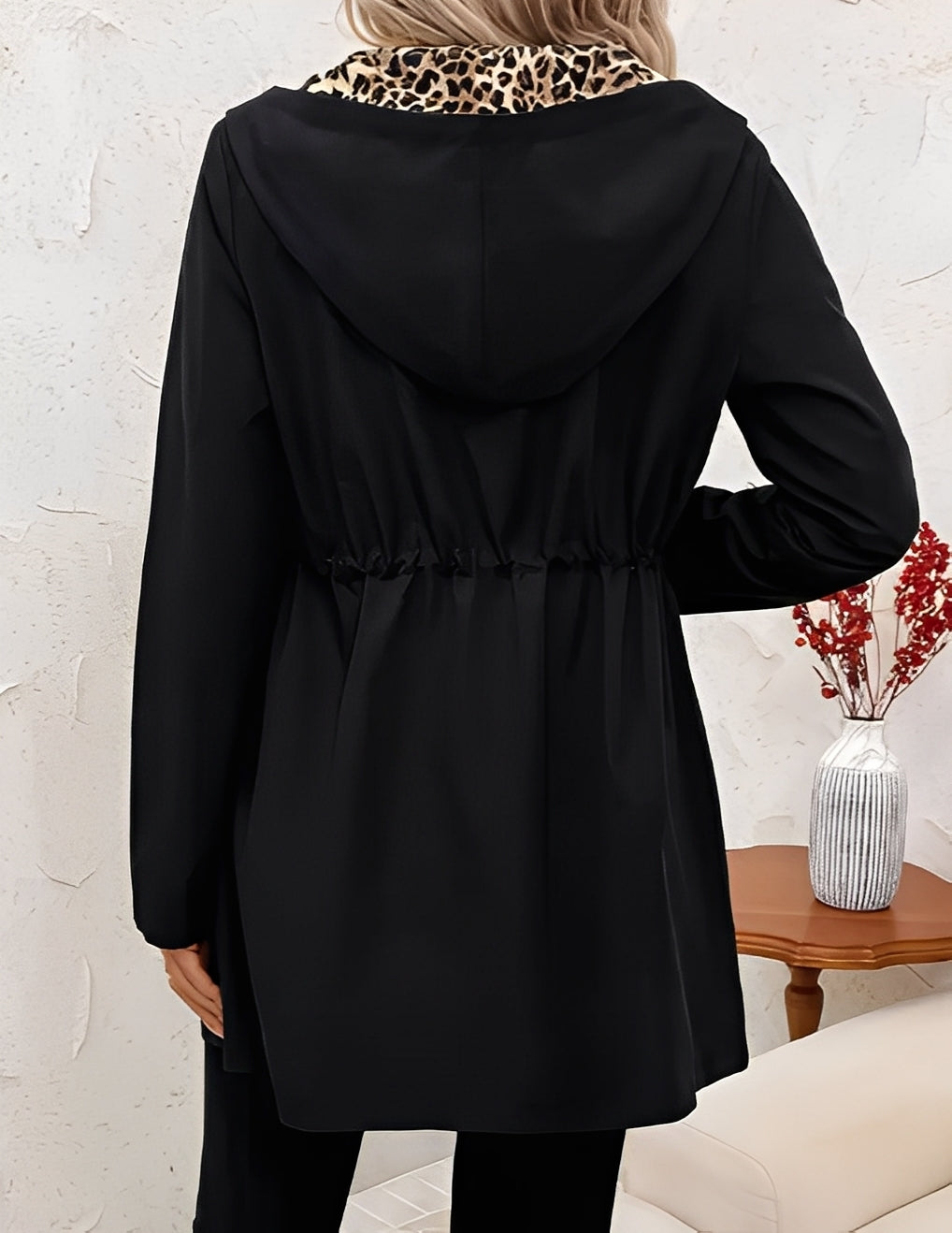 Jennelle - Tyylikäs käännettävä takki hupulla naisille