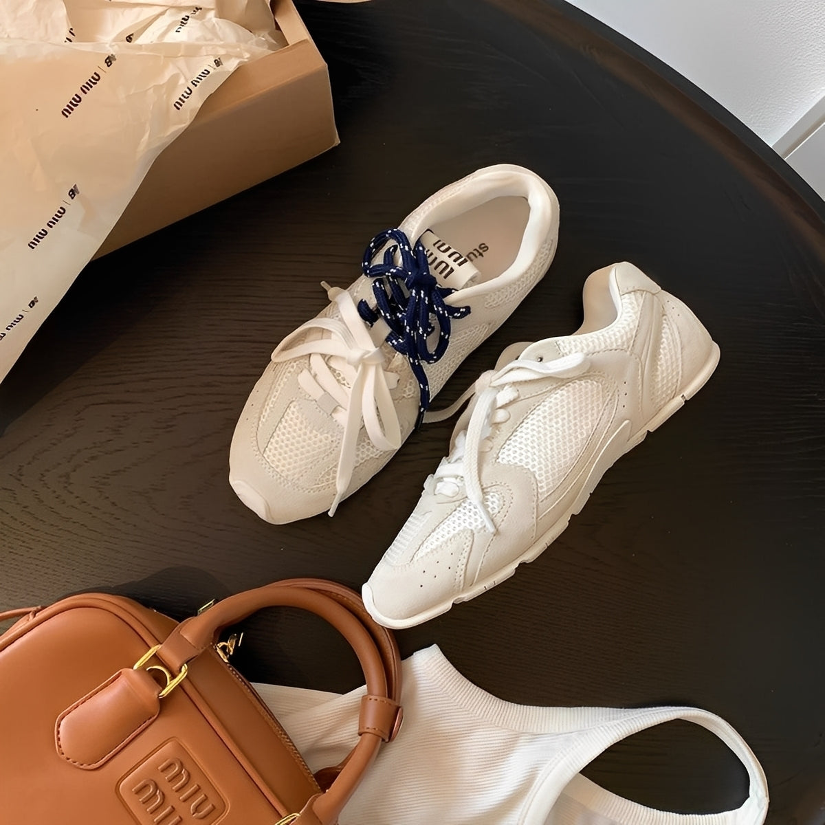 Avril - Tyylikkäät retrotyyliset kengät