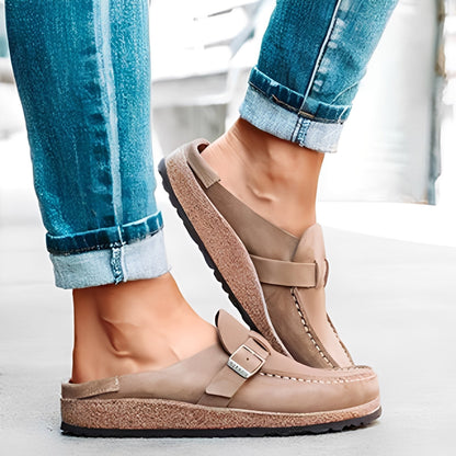 Briana - Mukavat Slip-On-sandaalit soljella naisille