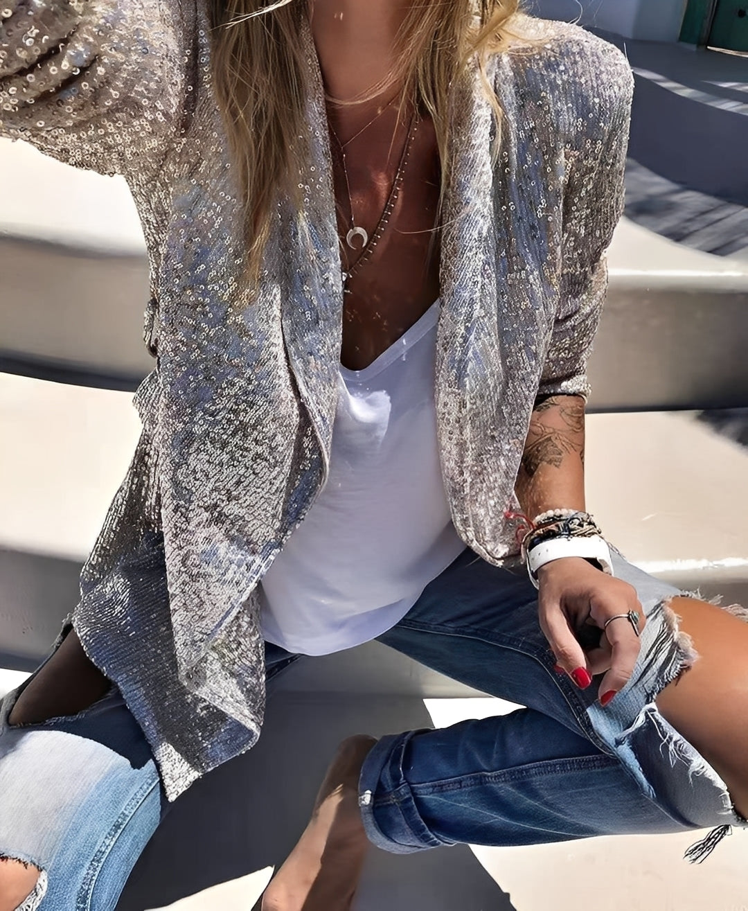 Abigaëlle - Bleiseri käänteillä ja paljeteilla naisille