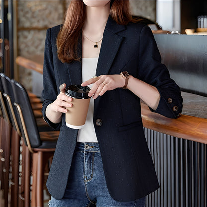 Claudia - Tyylikäs ruudullinen bleiseri naisille