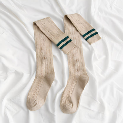 Zella - Tyylikkäät yli polven sukat naisille