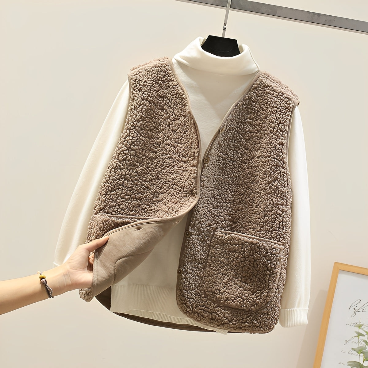 Anastasie - Mukava hihaton liivi naisille