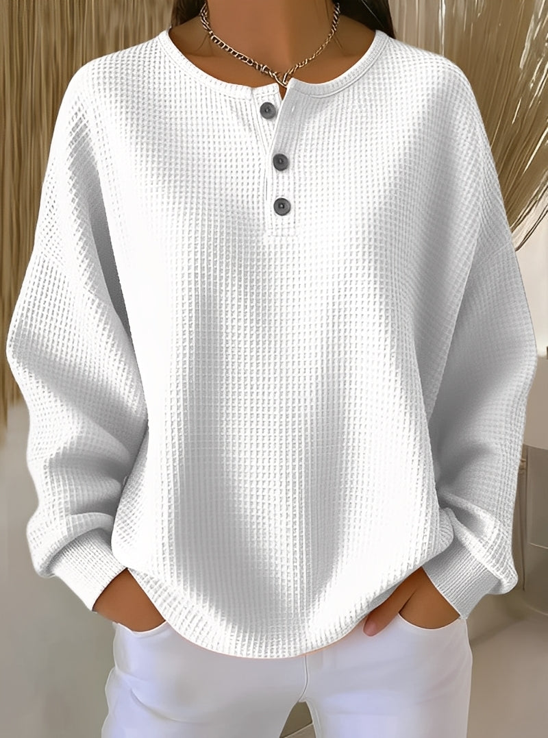 Anabella - Rento vohvelipaita nappilistalla naisille