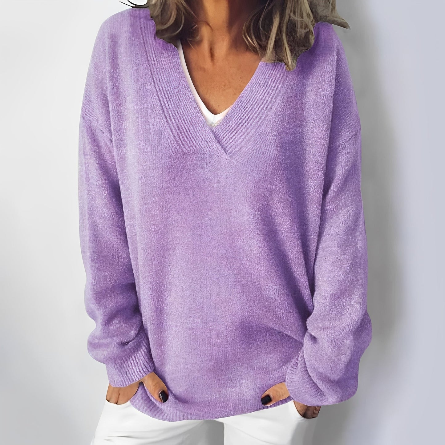 Aradine - Tilava tyylikäs neule naisille