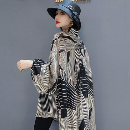 Hazel - Elegantti chiffonpusero asymmetrisellä leikkauksella naisille