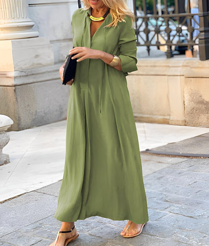 Christèle - Väljä ja mukava mekko naisille