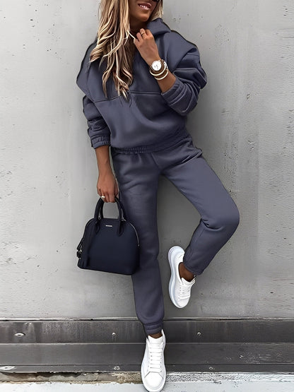 Dianna - Tyylikäs verryttelyasu hupulla naisille