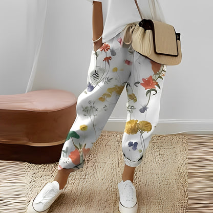 Hyasintti - Mukavat housut säätönyörillä naisille