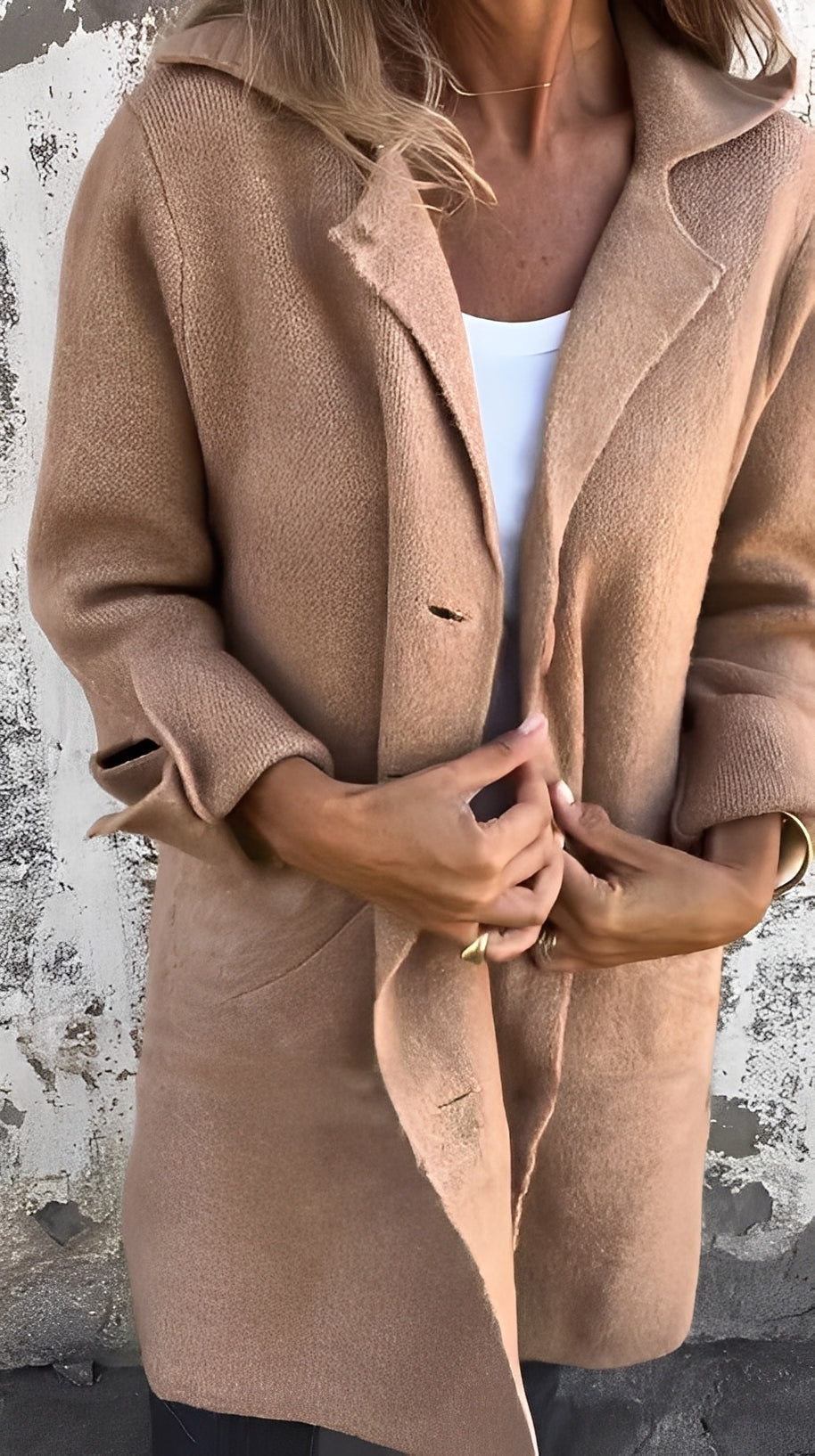 Meridith - Tyylikäs pitkä takki käännekauluksella naisille