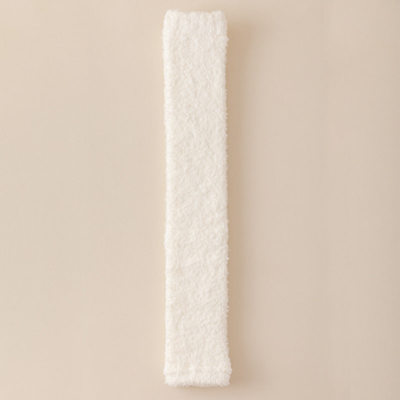 Kandace - Rentoja, lämpimiä pehmosukkia naisille