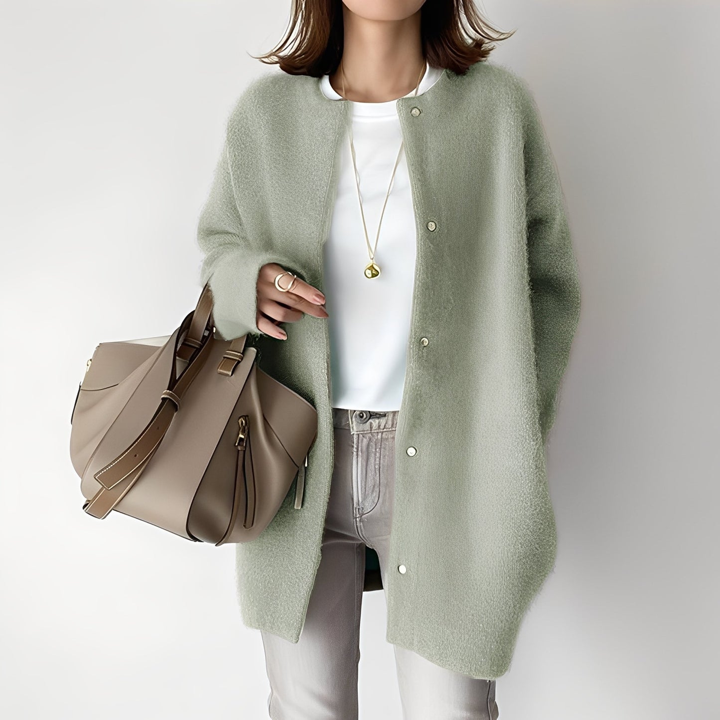 Savanah - Elegantti, pehmeä, vapaasti istuva neuletakki naisille